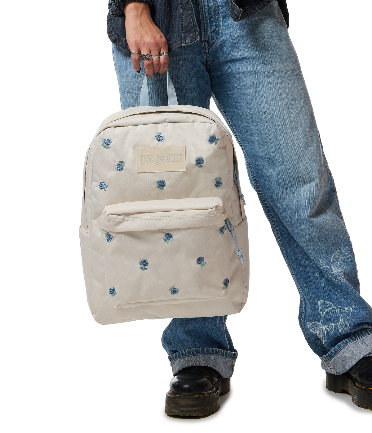 superbreak-plus-soft-essentials-set-t8 JS0A4QUAA0M-MODEL.png