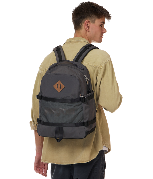 small-seattle-pack-r9 JS0A85VUDMX-MODEL.png