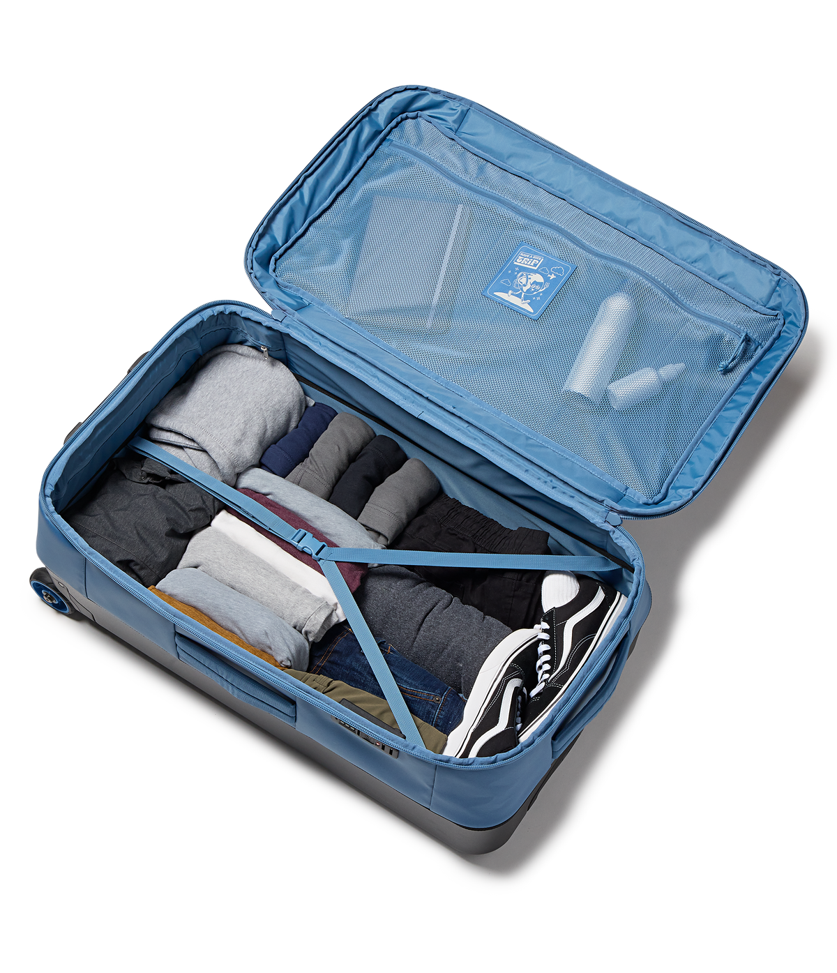 good-latitude-30-rolling-duffel-f8 JS0A86EOEW5-DET3.png